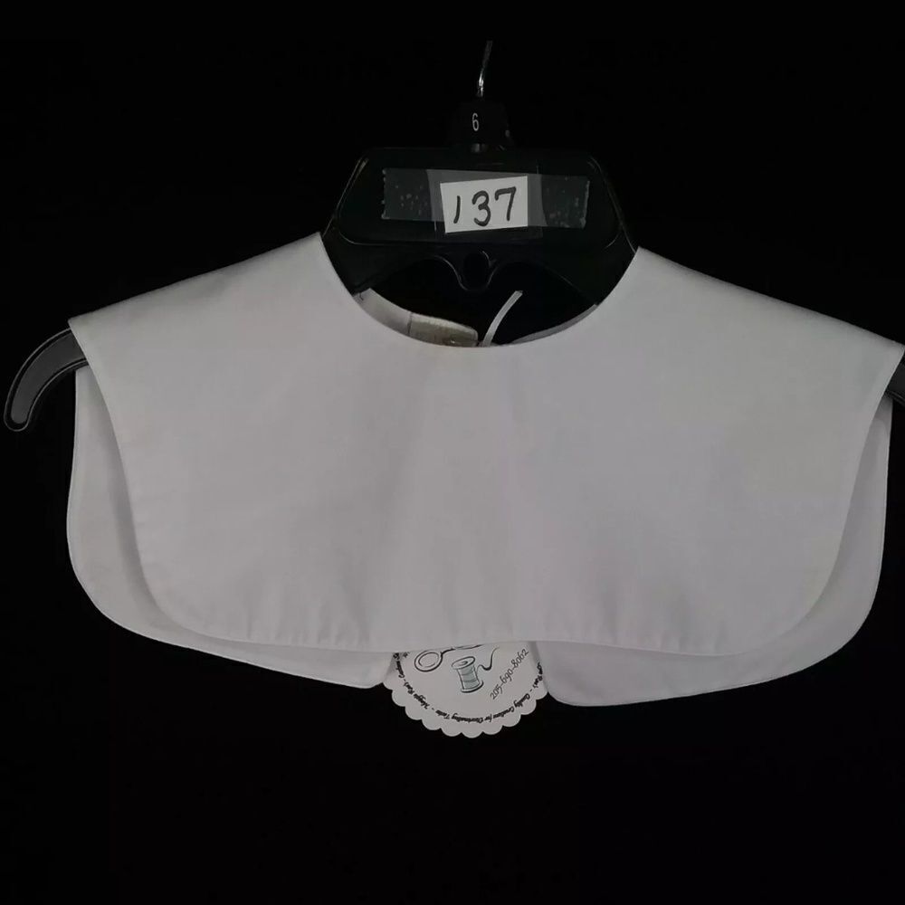 PILGRAM COLLAR WHITE SIZE 4T NWT